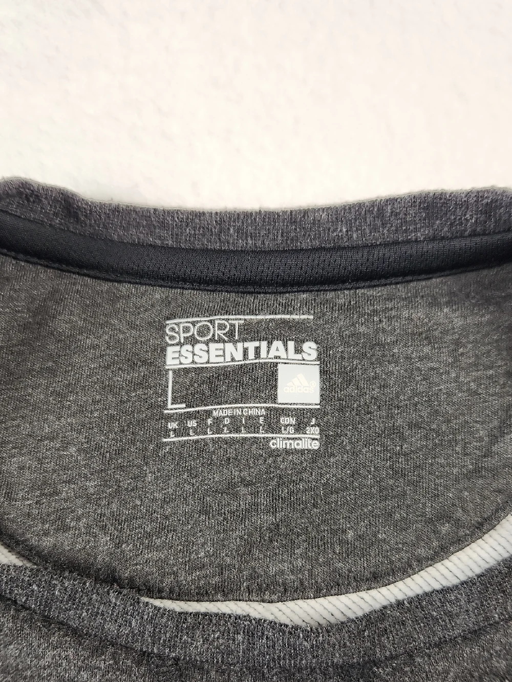 Adidas Essentials 3-Stripes Crewneck Sweatshirt Charcoal Gray Men's Large
